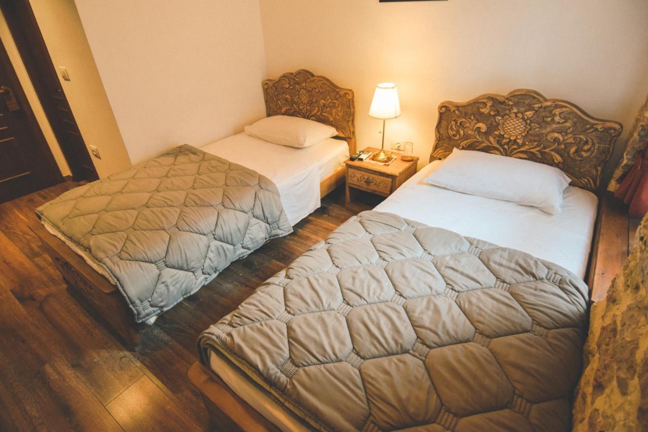 4 Rooms Since 1950 Gjirokastër Extérieur photo