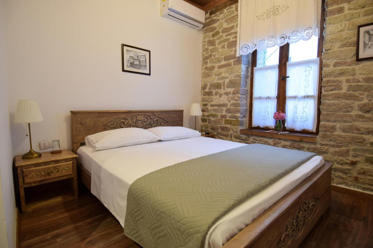 4 Rooms Since 1950 Gjirokastër Extérieur photo